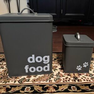 Used treat/food bin for dogs